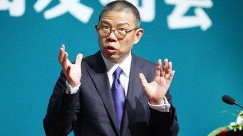 Từng bỏ học làm công nhân và thợ mộc, ông trùm nước đóng chai Trung Quốc thành tỷ phú thế nào?